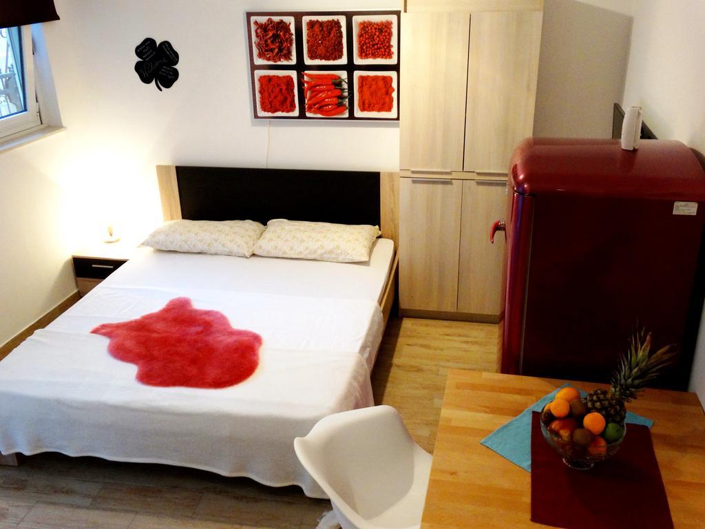 Guesthouse Marileo Σπλιτ Εξωτερικό φωτογραφία